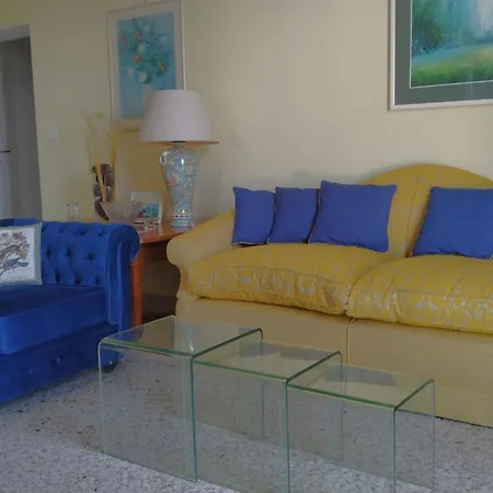 L'ulivina - Entspannung Garten Sonnenterrasse By Interhome *