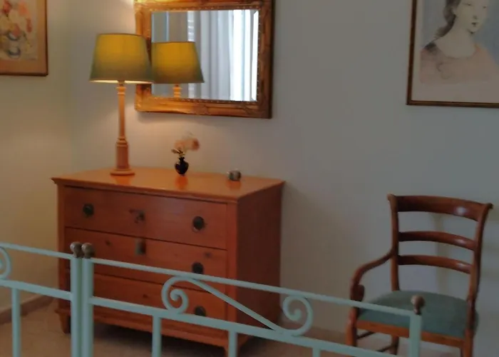 L'ulivina - Entspannung Garten Sonnenterrasse By Interhome